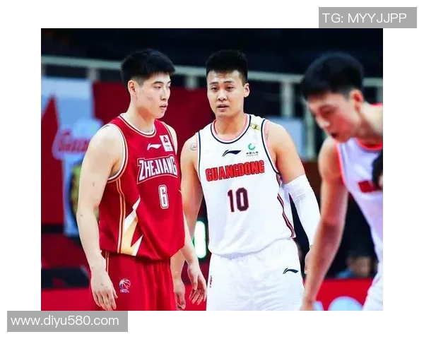 赛后分析:杭州篮球队与武汉篮球队在比赛中的战术灵活性对比